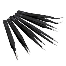 Robuste, antistatische schwarze Pinzette mit nichtmagnetischen, spitzen Edelstahlspitzen