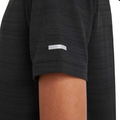 Nike (13 Years, Black) Nike Boys Miler Dri-FIT Training Top 2