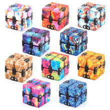 (Red) Christmas Stress Relief Fidget Cube Set Adults Kids Infinite Magic Cube Decompression Toy Spinning Cube Gift
