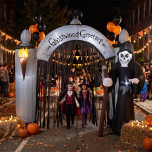 7 FT Halloween Inflatable Cemetery Archway Decoration with LED Lights