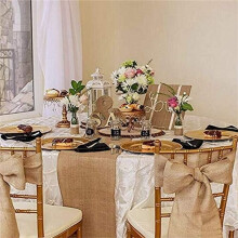 Chemin de Table en Toile de Jute - Rouleau de 30 cm de Large X 4,5 M de Long - Idéal pour les Mariages, les Chemins de Table et la Décoration