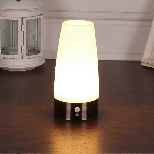 Retro LED Night Light with Wireless PIR Motion Sensor, Round Table Lamp compatible with Bedside, White Light, Battery Powered