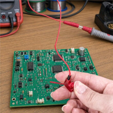 Kabel Testowy Cleqee P1511B, Otwór O Średnicy 2 mm do Złącza DuPont z Hakiem Testowym do Testów Elektrycznych