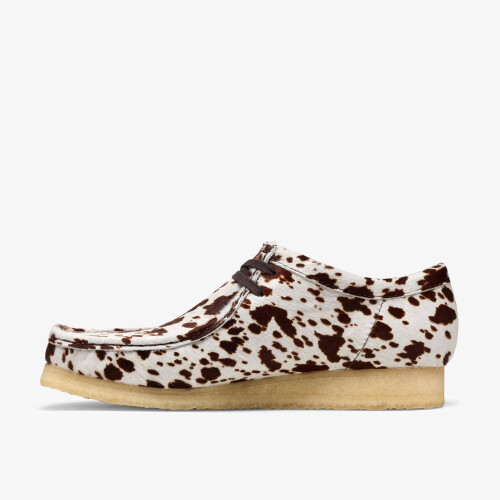 Clarks (Standard, 10 (Adults')) Wallabee Brown Cow Print 1