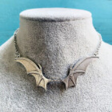 (AQ1503) Vampire Gothic Bat Necklet With Alloy Pendant And Durable Electroplated Finish For Style