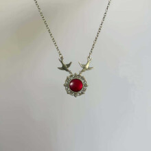 (Red)Artistic Vintage Bird Charm Necklace With Crystals And Copper Finish For Ladies