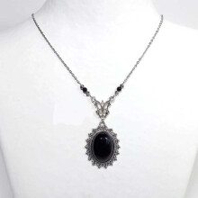 (StyleA)Gothic Black Stone Pendant Necklace With Alloy Chain And Star Design For Style Alternative