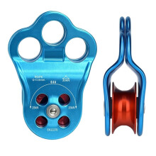 30KN Anhänger-Kletterrolle 30KN Kletterrolle mit 3 Löchern Schwerlast-Rock-Climbing-Seilrolle für Luftarbeiten Blau