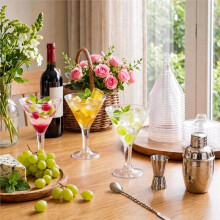 50 Pack Plastic Martini Glasses,Disposable Clear Cocktail Cups , Unbreakable Stemware for Weddings, Summer Parties