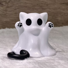 Halloween ghost statues, cute cat ghost figurines, desktop decorations, mini Halloween decorative statues