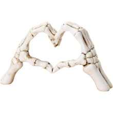 Halloween Gothic skull and heart-shaped hand sculpture, desktop ornament, white