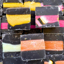 (2kg Sweet Tub) Liquorice Allsorts Fudge