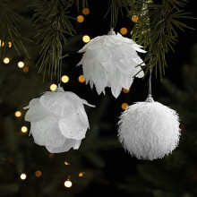 Boules de Noël en mousse givrée à pétales blancs - Ensemble de 12 décorations flocons de neige pailletées pour sapin de style