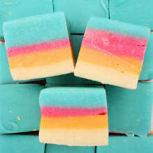 (500g Sweet Pouch) Bubblegum Nougat Fudge