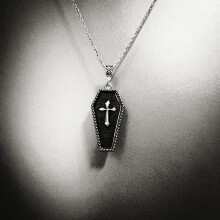 (Black) Gothic Style Cross Pendant Necklace With Durable Alloy For Daily Wear