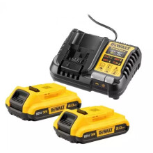 DEWALT XR energiapaketti - 2 kpl 18V 2.0Ah akkuja + universaali laturi 12V/18V - DCB1104D2-QW