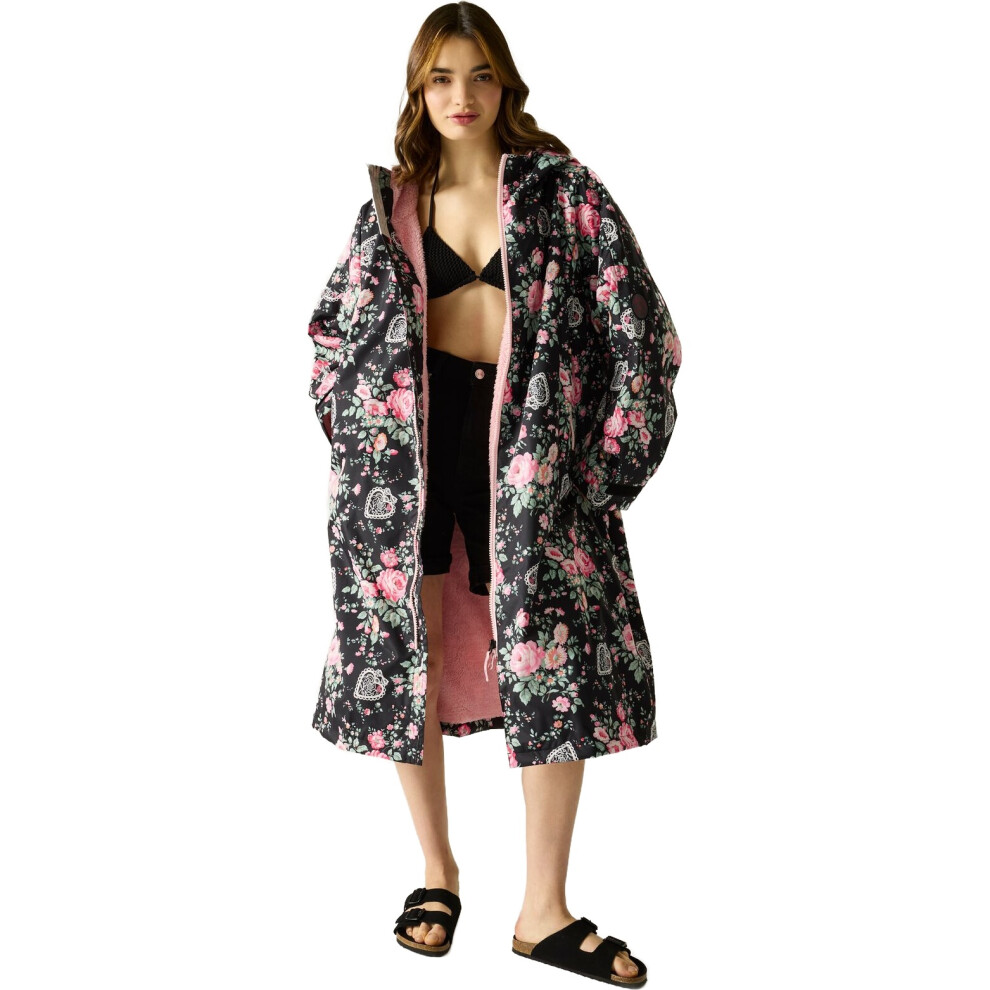 Regatta Cath Kidston Changing Robe - Black Large - Image 3