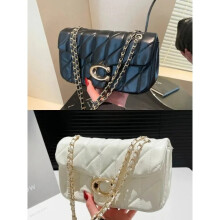 (black-WHITE) 2026Small Fragrant Wind Bag Handbag Rhombic Chain Bag 2026 New One-shoulder Messenger Bag Joker High Sense Small Square Bag Tide