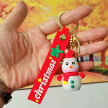 (#17) DIY-Schlüsselanhänger-Set mit mehreren PVC-Cartoons in Form eines Weihnachtsbaums, inklusive Ornamenten, Plüschtieren und kleinen Geschenken