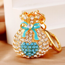 (Rhinestone Heart-Shaped Lucky Bag Sky Blue) Pearl Heart Lucky Bag Car Keychain Women's Cute Creative Bag Pendant Metal Keychain Ring Gift