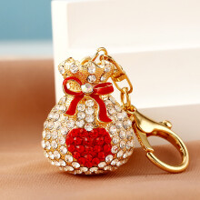 (Red rhinestone heart-shaped lucky bag) Pearl Heart Lucky Bag Car Keychain Women's Cute Creative Bag Pendant Metal Keychain Ring Gift