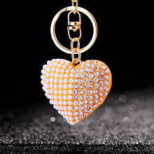 (A525 Double-sided Pearl Heart White) Perlehjerte Heldigveske Bilnøkkelring Dame Søt Kreativ Veskeanheng Metallnøkkelring Ring Gave