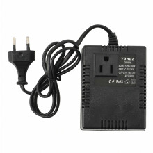 300 W:n jännitemuunnin 220 V:sta 110 V:iin, EU-pistokkeella varustettu matkasovitin, muuntaja matkustamiseen Euroopassa