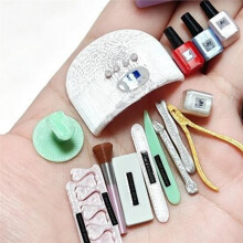 NOUVEAU Kit Miniature de Vernis à Ongles pour Maison de Poupée (Accessoires pour Poupées)
