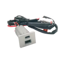 Chargeur de Voiture QC3.0 Type C PD USB à Double Sortie 12V/24V pour Focus 2 Mk2 2009-2011