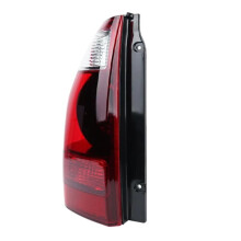 Taillight (Left) MN133766 MN133767 Suitable for Pajero Montero 2003-2007