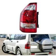Taillight (Left) MN133766 MN133767 Suitable for Pajero Montero 2003-2007 Models