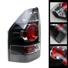 Taillight (Left) MN133766 MN133767 Suitable for Pajero Montero 2003-2007 Models.