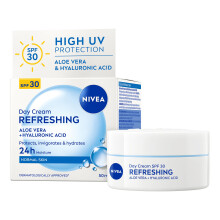 NIVEA Refreshing Day Face Cream SPF 30 (50ml), Hydrating Face Moisturiser with Aloe Vera and Hyaluronic Acid, Moisturiser with SPF for Normal Skin