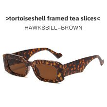 (Tortoiseshell Tea)Minimalist Geometric Square Sunglasses With Gray Lenses For Daily Travel Fashion