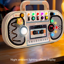Interaktives Sensorikbrett in Rekorderform mit LED