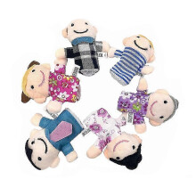 Ensemble de 6 mini marionnettes à doigts représentant les membres de la famille - Kit éducatif d'éveil