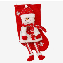 Chaussette de Noël décorative en tricot texturé 3D, rouge, à suspendre facilement pour cheminée et sapin, élégante et festive