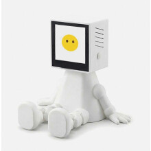 Robot intelligente da scrivania con base, assistente vocale interattivo e dispositivo parlante per dialogo, ufficio e casa
