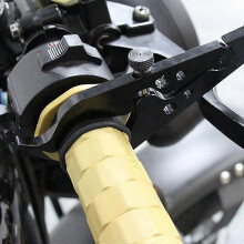 Universal Cruise Control Motorcycle Therottle Lock Assist Cruise Controller Motorbike Accessory