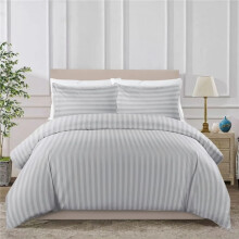 (Silver, King (230 x 220cm)) Luxurious Hotel Quality Affordable Bedding with Satin Stripes, Includes Duvet Cover and Pillowcases