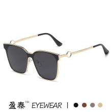 (Gold Gray)Trendsetting Metal Square Sunglasses With Uv Protection For Street Photography