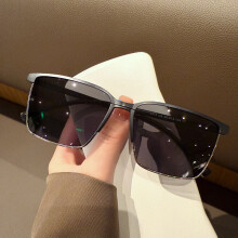 (Black Silver)Mens Fashion Square Sunglasses With Protection For Outdoor Driving And Travel