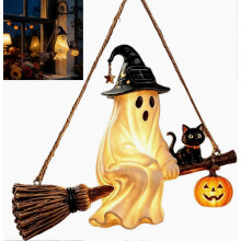 Halloween hanglamp in de vorm van een spook op zonne-energie, gemaakt van hars en voorzien van warm LED-licht, in de vorm van een bezem
