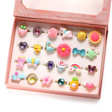 PinkSheep 24 Lovely Jewelry Rings for Little Girls, Adjustable and No Duplication, Girls Pretend Play and Dress Up Rings