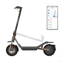 Xiaomi Elektroroller 6 Pro - Elektroroller - 1000 W max - 12" - Reichweite 70 km - Höchstgeschwindigkeit 25 km/h - Schwarz