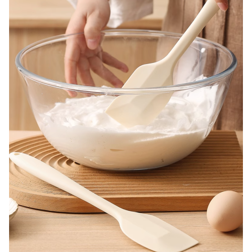 High-Temperature Resistant Silicone Spatula Baking Kit (Includes Oil Brush) 2