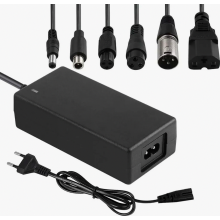Caricabatterie per monopattino elettrico da 42 V 2 A con 6 connettori, indicatore di carica a LED, compatibile con hoverboard e monopattini