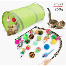 Conjunto de 21 peças de brinquedos para gatinhos, incluindo túnel interativo, brinquedos de penas, bolas e brinquedos em formato de rato.