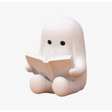 Söpö 3D-tulostettu pieni istuva kummitusfiguuri kirjanlukijalla, Halloween-koriste hyllyyn, valkoinen keraaminen sisustusesine