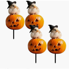4 kpl metalliset halloween-pihakoristeet: pihakyltti, luurankohahmot ja kana-aiheinen koriste sisä- ja ulkokäyttöön